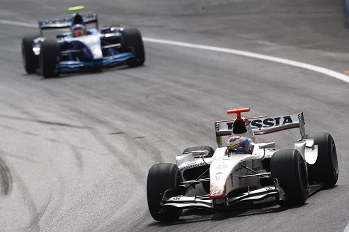 Petrov voor Maldonado